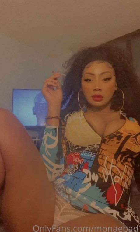 monaebad star pornographique img