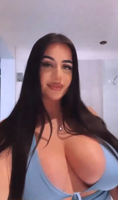 blonde au gros cul onlyfans haute définition chaud photos