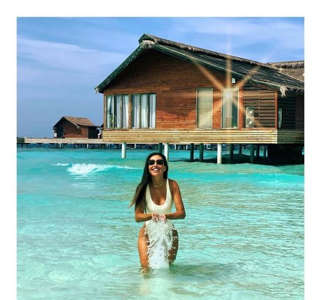 modèle onlyfans sexy jolie des photos