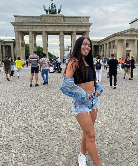 Anjelika Basova actrice de grande qualité galeries