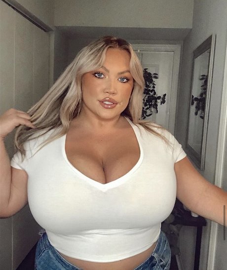 baisers lesbiens onlyfans nus exclusifs archive