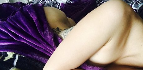 Haley Elk modèle chaud photos