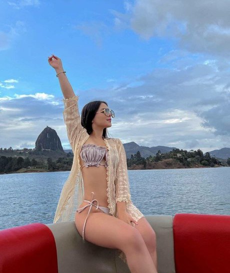 gros seins ébène onlyfans nus chauds collection