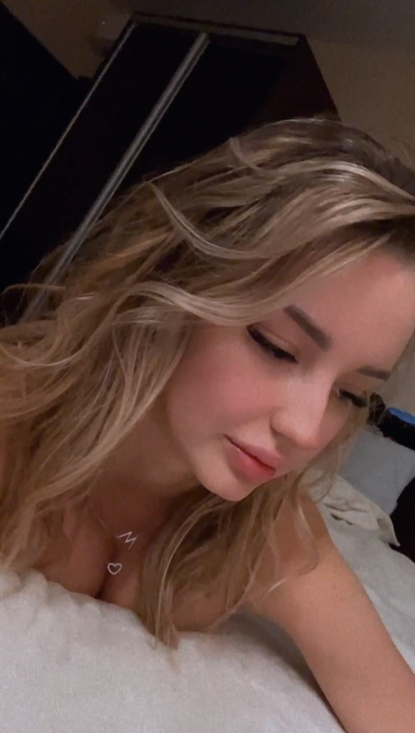 Mary Nabokova haut modèle archive