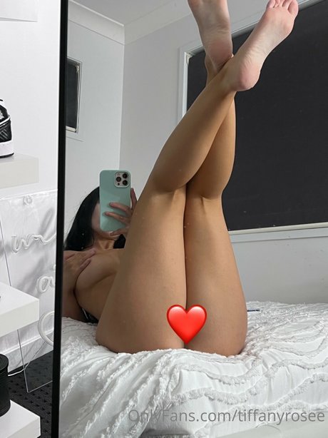 Tiffany Rose actrice porno des photos