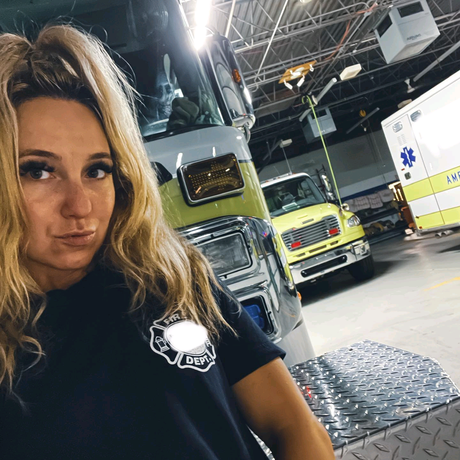 Brittany Copano_ modèle chaud archive