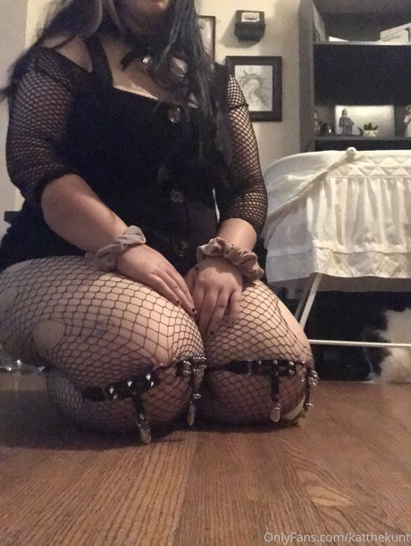 reine de pique onlyfans art xxx photo