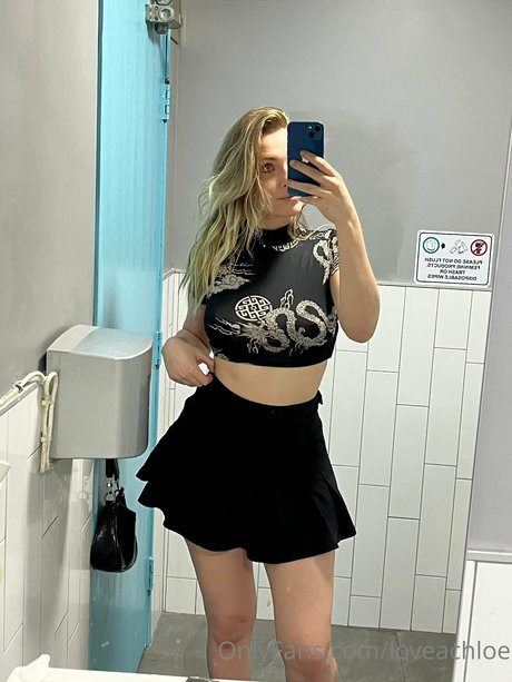 Chloe Love star du porno chaude des photos