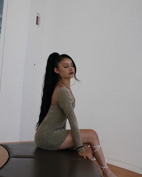 lilpatti beau modèle galeries