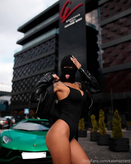 Kate Hazzard star du porno exclusive images