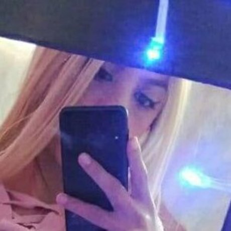 kristinadixon modèle sympa images