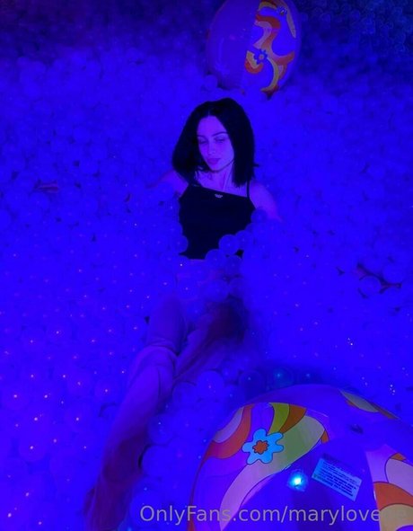 maryloveee star du porno gratuit des photos