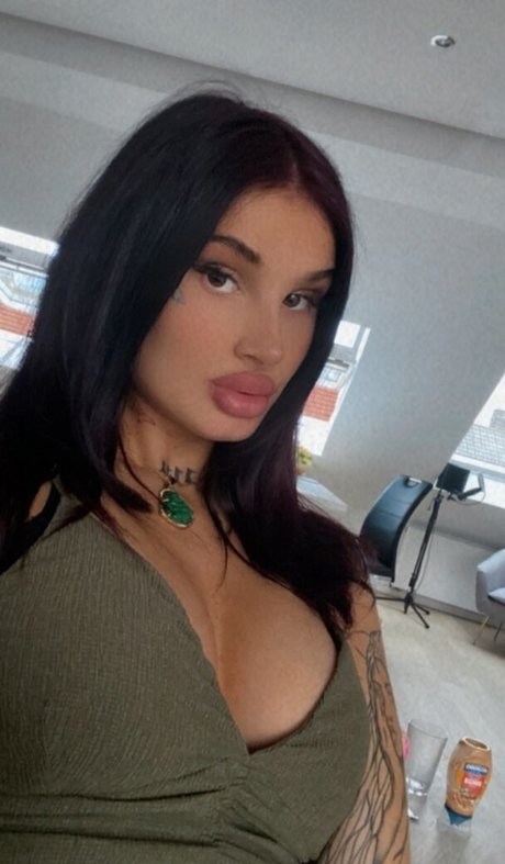 Badgybaby art modèle des photos