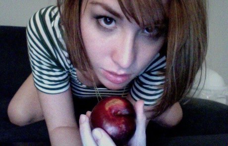 Allison Scagliotti haut étoile image