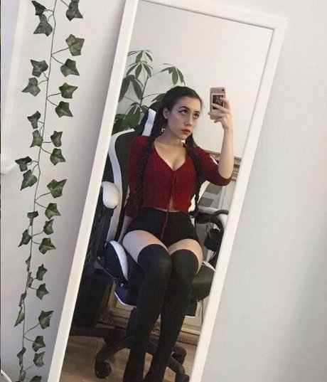 Peachachoo modèle artistique image