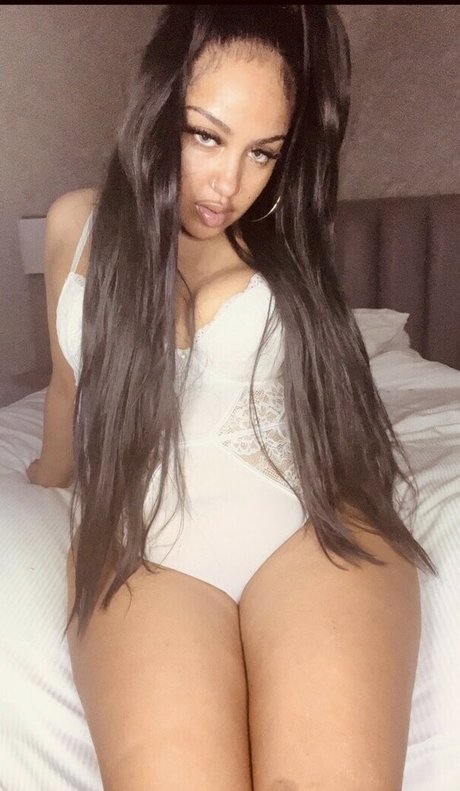 Stargirlsarah19x star du porno de haute qualité img