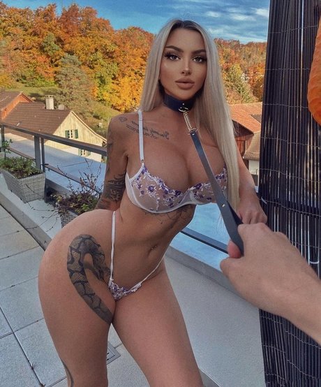 Celine Centino Fotoaufnahmen