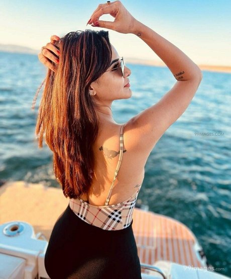 Ashu Reddy star du porno gratuite galerie