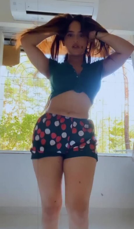 Prajakta Dusane sexe de star du porno images