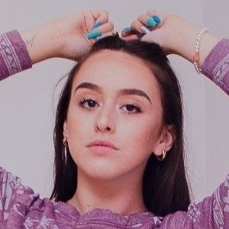 Escarlett Palacios modèle sympa img