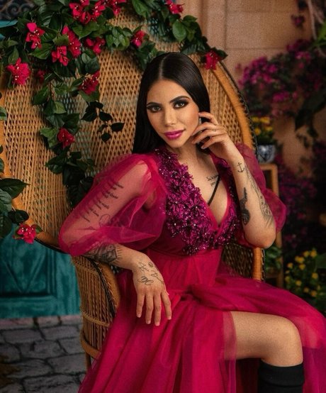 Claudia Guajardo modèle sympa image