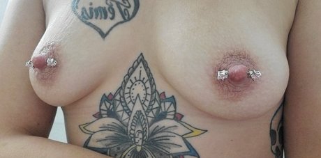 Randie Babydoll Morales star du porno érotique images