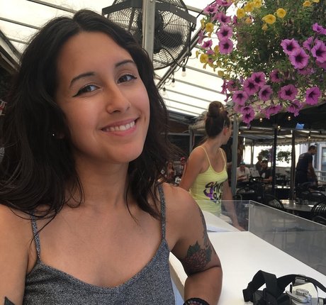 fans de chatte blanche uniquement belle nue image