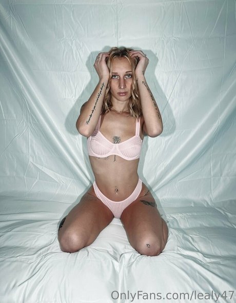 lealy47 actrice exclusive galerie