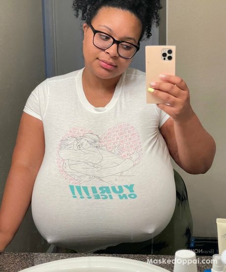 grand-mère aux gros seins onlyfans hd xxx image