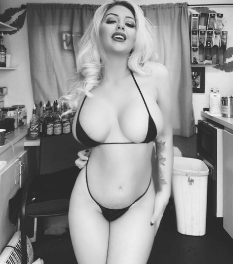 cul écarté onlyfans belle haute qualité collection