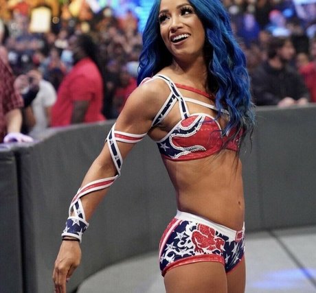 WWE Sasha Banks actrice parfaite des photos