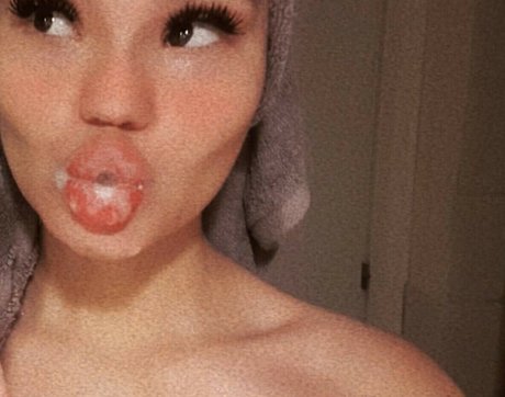 BabyyyGorilla modèle exclusif archive