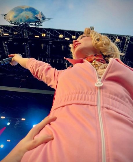 St Vincent actrice porno img