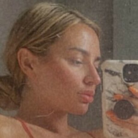 fellation publique onlyfans sympa érotique images