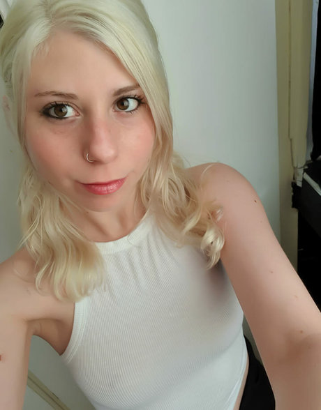 entraînement en salle de sport uniquement pour les fans adulte chaud images