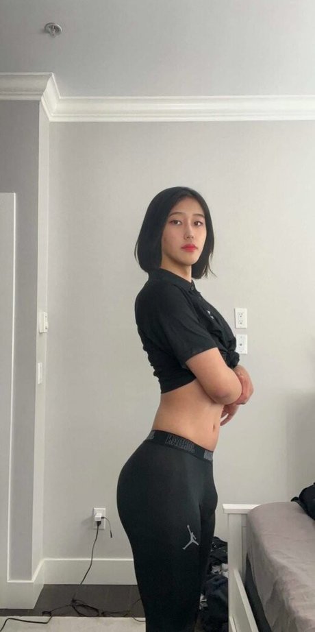 Makicharp actrice de nus galerie