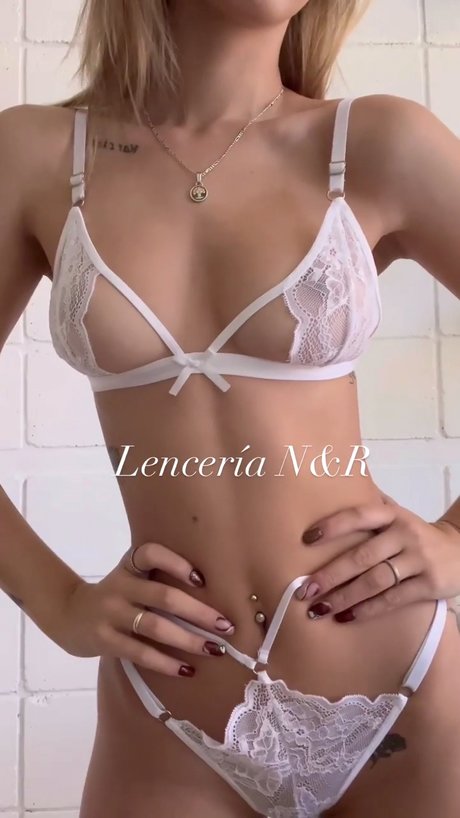 Agus Digri actrice sexy img