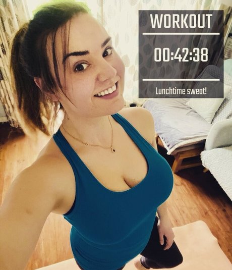 charworksoutlife star du porno exclusive images