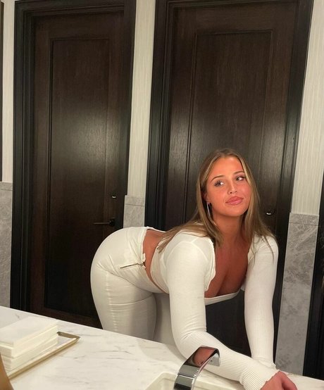 Faith Rendeiro modèle artistique galerie