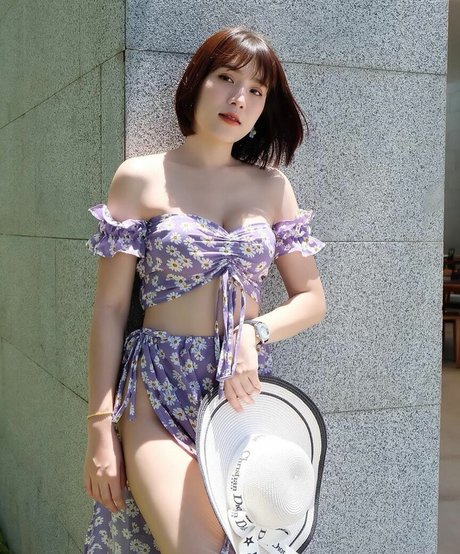 Ploymuay modèle érotique galeries