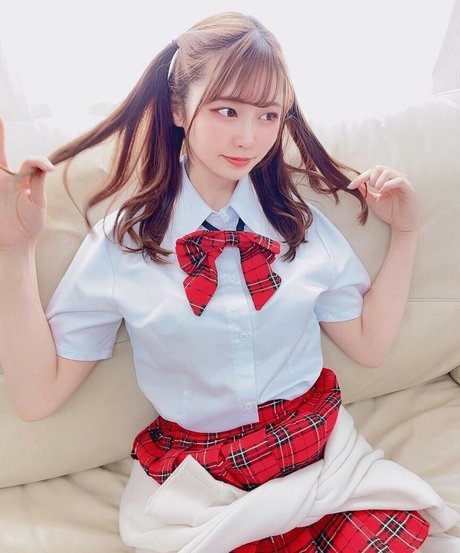 beaux gros seins onlyfans haut sexy image