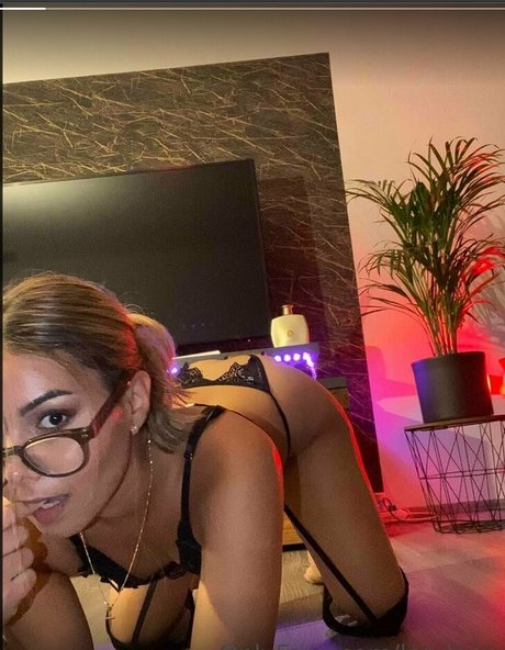 Nurse Leaa jolie star du porno archive