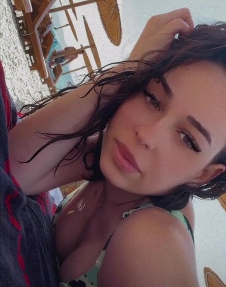 Aggeliki Belesioti star du porno sexy photos