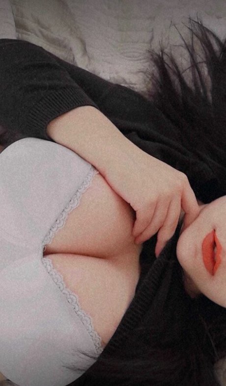 Galaxias Galalaxias actrice chaude galeries