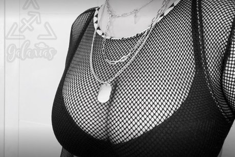 Galaxias Galalaxias nus étoiles image