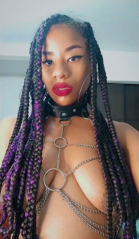 cosplay chatte onlyfans parfait nu photo