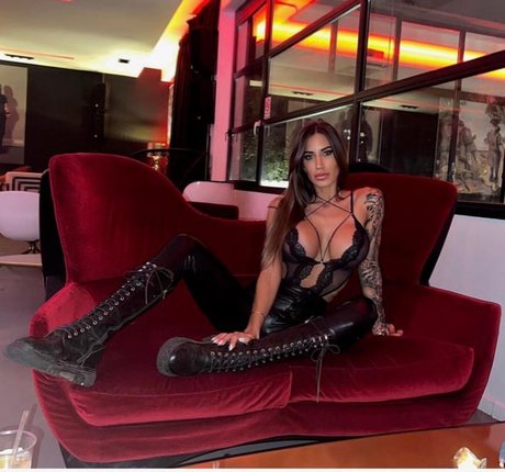 Maira Reginato xxx étoile images