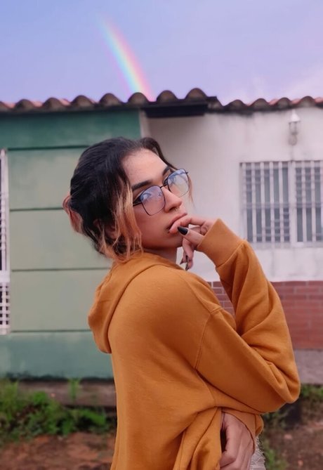 JadeFemboy jolie étoile photos