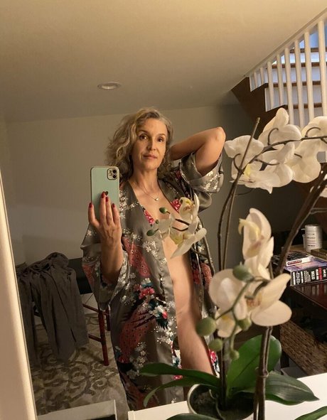 visage blond uniquementfans nus chauds images