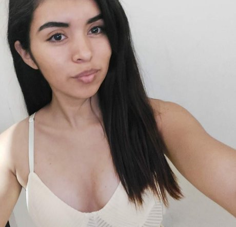 pom-pom girl nue onlyfans parfaite haute qualité images